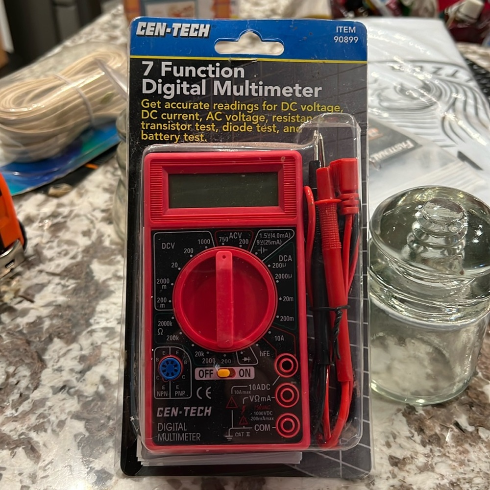 Cen-Tech 7 function digital multimeter all AC and DC readings plus battery test